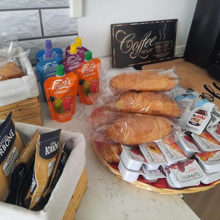 Affittacamere Da Anna Pozzilli Extérieur photo